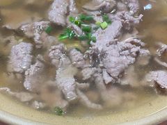 -冯烫烫跷脚牛肉·川菜小馆(武胜西街店)