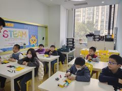 -童程童美·信息学竞赛·乐高机器人编程(长宁来福士校区)