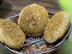 -万红路羊汤烧饼店(将台路店)