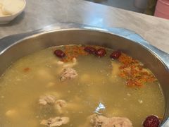-光头药膳鸡(莱茵小镇店)