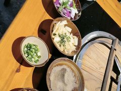 -山城柴火鸡·全鸡宴·跳水蛙(五小区店)