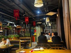 -小三峡食府(西五路店)