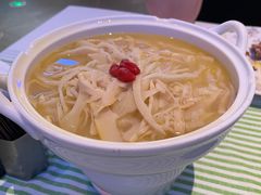 鸡汁脆笋-桂满陇·蟹黄小笼汤包(清河万象店)