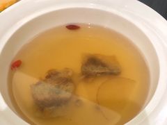 天麻炖豚骨汤-沈灶河豚宴·河豚融合餐厅(汉中路店)