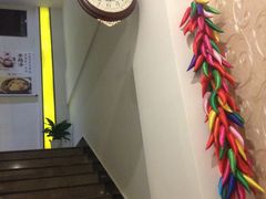 那个表很明显你们走过的时候就能看见-瑞膳首尔参鸡汤(龙塔店)