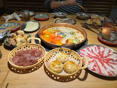 -洱火云南酸菜牛肉火锅(石景山当代商城店)