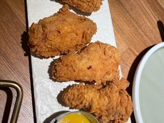 -Dragon Pizza•圆脸龙披萨·牛排餐厅