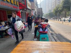 -李记特色罐罐米线(重庆中环大厦店)