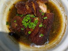 -老码头黑皮肘子锅包肉(赣水路店)