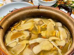 -一坐一忘云南菜(嘉里中心店)