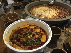 憨石匠鲜菜土火锅昆都店-憨石匠鲜菜土火锅(昆都店)