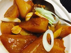 萝卜牛腩-鹿港小镇(金虹桥国际中心店)