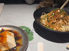 -巴厘龙虾·榜首油焖大虾(洞庭·艺术洋房店)