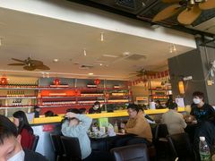 -大头虾越式风味餐厅(光明广场店)