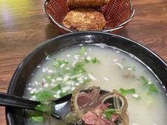 -万红路羊汤烧饼店(将台路店)