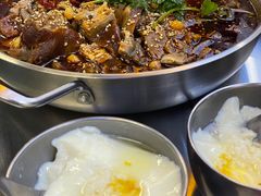 -蓉三少冒烤鸭·四川小吃集(北京首店)