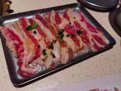 薄烧肥牛-蚂蚁洞·烤肉大营地(上海静安大悦城店)