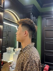 -豪帅男士理容馆