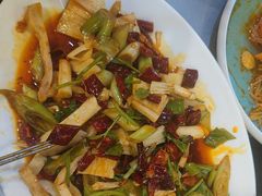 -瑞杰烧烤店·24小时营业(山东路店)