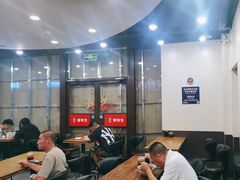 -李先生牛肉面大王(北京站售票厅餐厅)