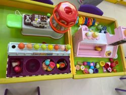 -菠萝树益智玩具体验馆(江南万达广场店)