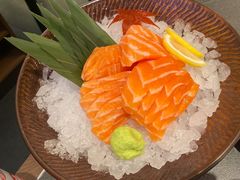 -牛YO寿喜烧·铁板烧和牛火锅自助(市府恒隆店)