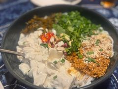 豆花米线-滇道云南特色料理(康定路店)