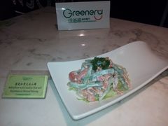 捞起加拿大冰山蚌-绿茵阁(体育西分店)