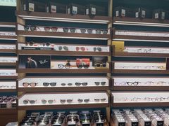 -LensCrafters亮视点(东方新天地店)