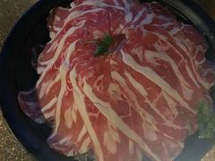 -老牌坊云南鱼豆花火锅(哈西万达店)