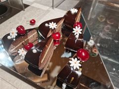 -鲁商铂尔曼大酒店·铂丽自助餐厅