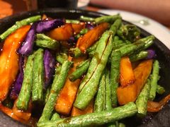 石锅地三鲜-几荷·恰似故人来(秀水广场店)