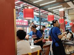 -刘姐啤酒鱼民族演艺餐厅(西街总店)