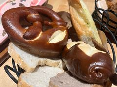 -LENBACH兰巴赫西餐啤酒坊(大连东港店)