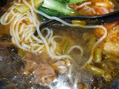-八月美食小馆(银泰城总店)