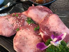 薄切牛舌-炙忧烤肉屋(中国铁建广场店)