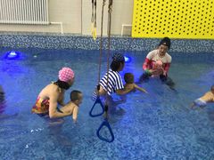 -爱乐游亲子游泳俱乐部