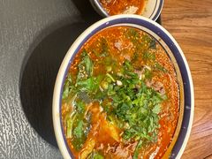 -云阿蛮云南生烫牛肉米线(奉贤路店)