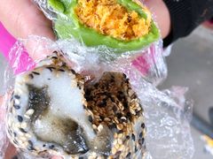 蛋黄肉松青团-许阿姨糕团店(南京总店)