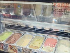 -极拉图·现制冰淇淋(大卫城店)