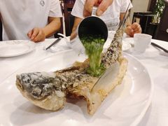 特色葱油飞鱼-岭南海晏楼(滨江东总店)