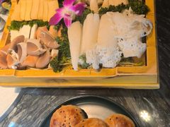 -慢丽江·云南野生菌土鸡锅(付家庄店)