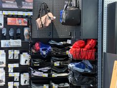 -迪卡侬(大英山店)