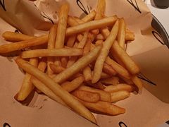 -静香HOUSE·全时段融合餐厅(七星欢乐颂店)