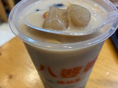 -八婆婆烧仙草(曾厝垵店)