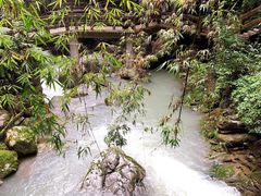-龙水峡地缝景区