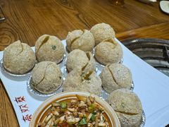 -亮欢寨酸汤鱼(沙冲路店)