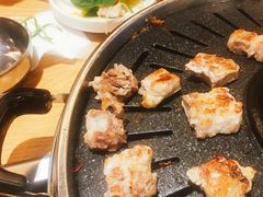 -江南猪肉商会无限续吃(弘大店)