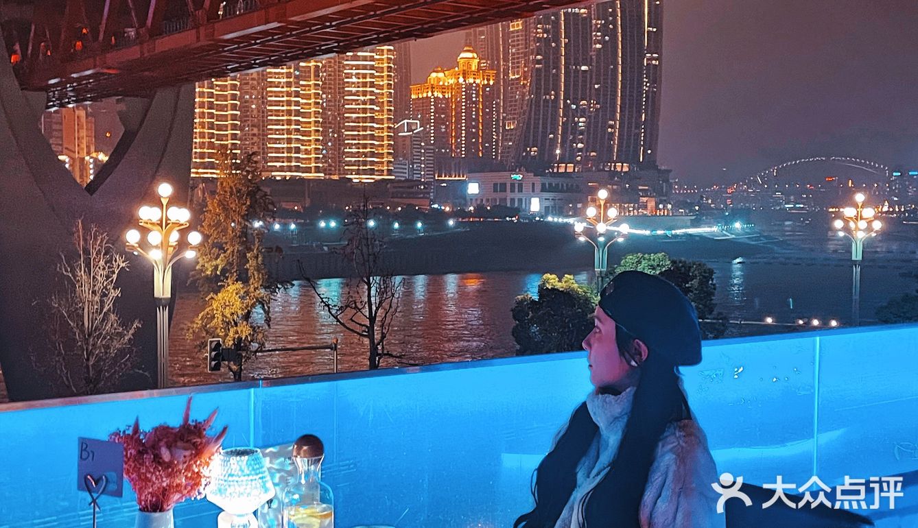 情侣约会|绝美夜景🌃吹吹江边的风