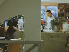 -巴浪鱼咖啡馆 Local Fish